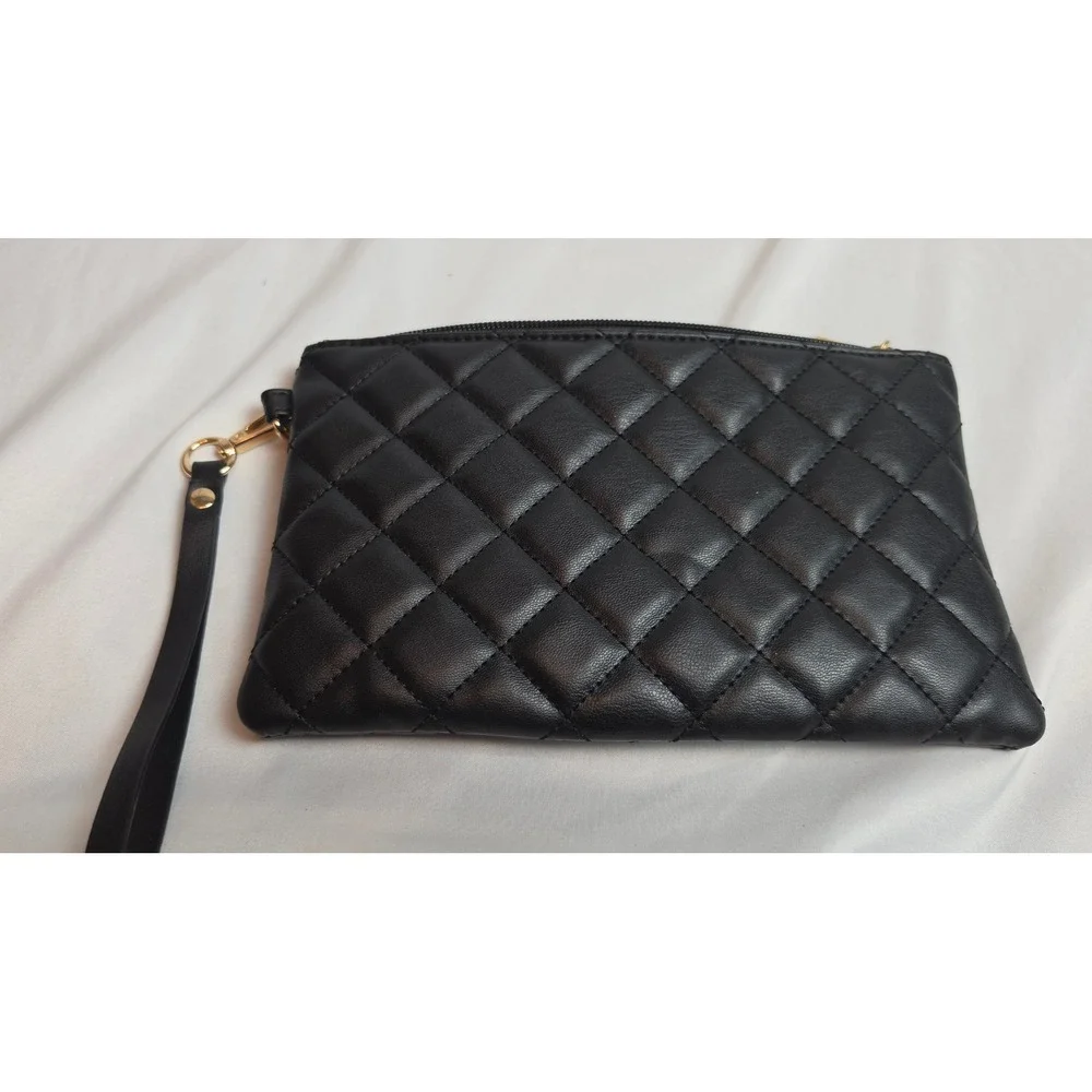 MURval Paris Black Quilted Wristlet Clutch Pouch Gold Tone Hardware Bag